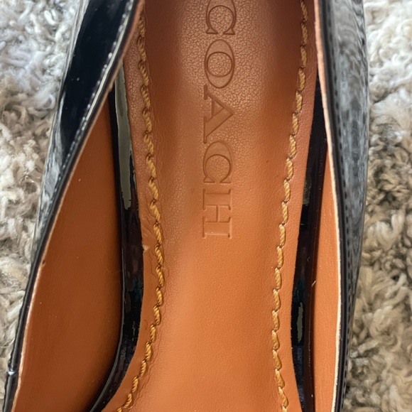 Coach heels size 7B - Picture 6 of 9